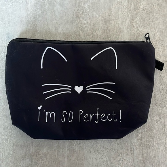 I’m So Perfect Kitty Cat Cosmetic Bag - Picture 5 of 7